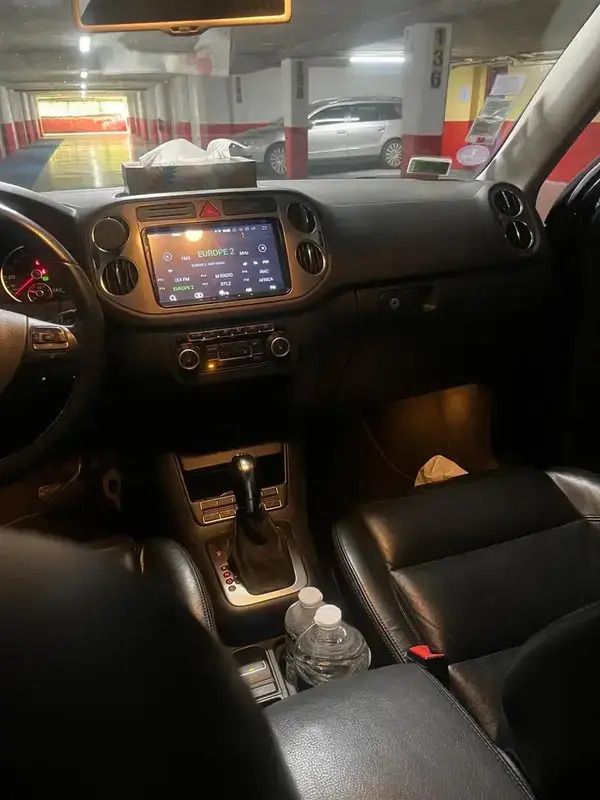 Noir Utilisé 2010 VW Tiguan Sportline SUV | 13 000 € (Prix assez cher) - Image 1/4