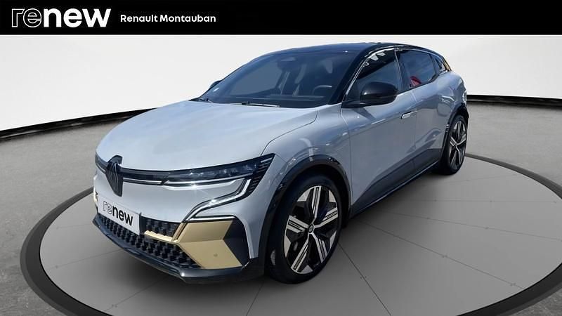 Gris Occasion 2023 Renault Megane E-Tech Iconic Berline | 26 990 € (Prix juste) - Image 1/4