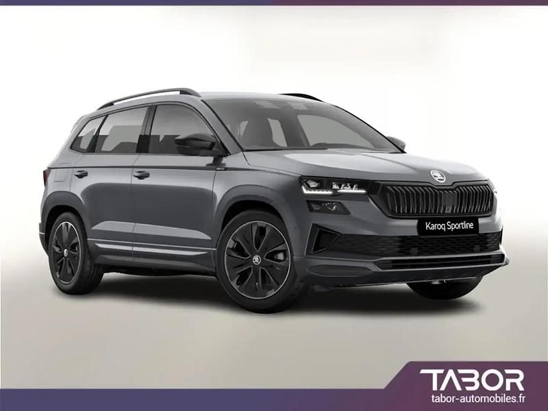 Gris Nouvelle 2025 Skoda Karoq SUV | 38 408 € (Prix juste) - Image 1/4