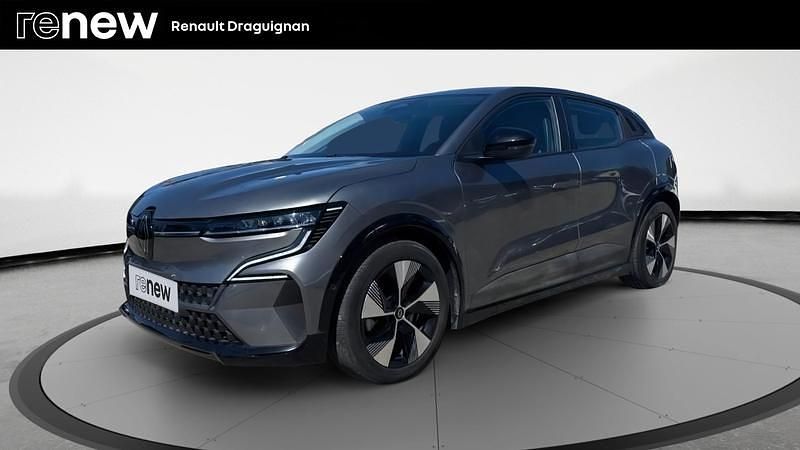 Gris Utilisé 2023 Renault Mégane Equilibre Berline | 19 390 € (Bon prix) - Image 1/4