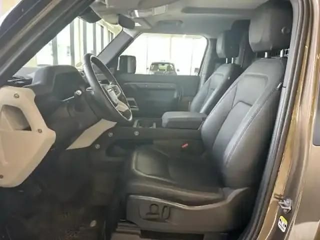 Occasion Land Rover Defender SE 2023 Gondwana stone métallisé SUV