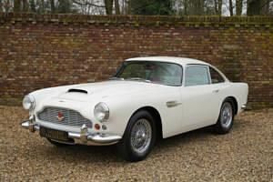 Blanc Utilisé 1961 Aston Martin DB4 Coupé | 429 500 € - Image 1/4