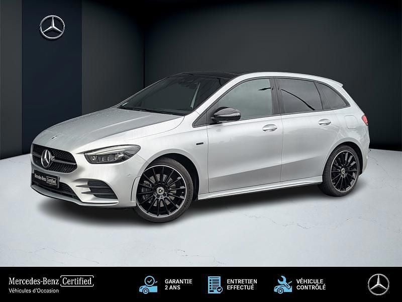 Utilisé 2020 Mercedes B250 Monospace | 29 989 € - Image 1/4