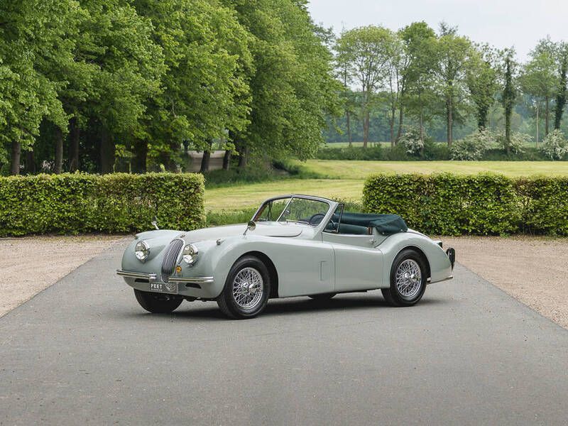 Gris Utilisé 1953 Jaguar XK Cabriolet | 105 000 € - Image 1/4