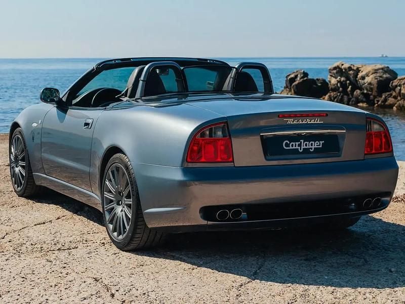 Occasion Maserati 4200 390 ch (286 kW) 2002 Gris Cabriolet