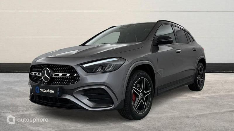 Noir Utilisé 2024 Mercedes GLA250 AMG line SUV | 42 999 € (Prix assez cher) - Image 1/4
