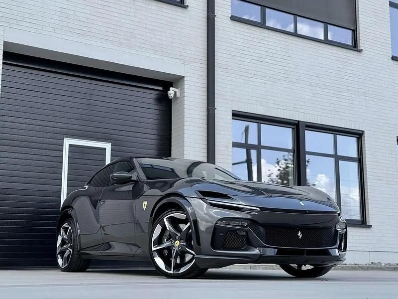 Gris Occasion 2024 Ferrari Purosangue SUV | 536 950 € - Image 1/4