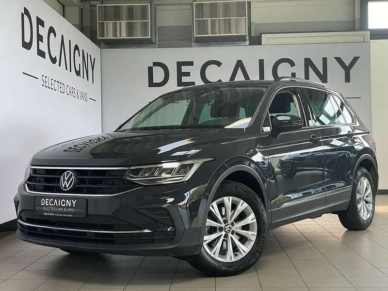 Gris Occasion 2023 VW Tiguan Life SUV | 26 975 € (Bon prix) - Image 1/4