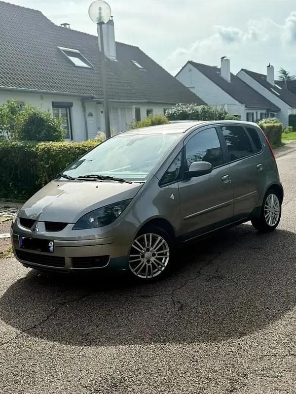 Utilisé 2008 Mitsubishi Colt Invite Berline | 3 500 € - Image 1/4