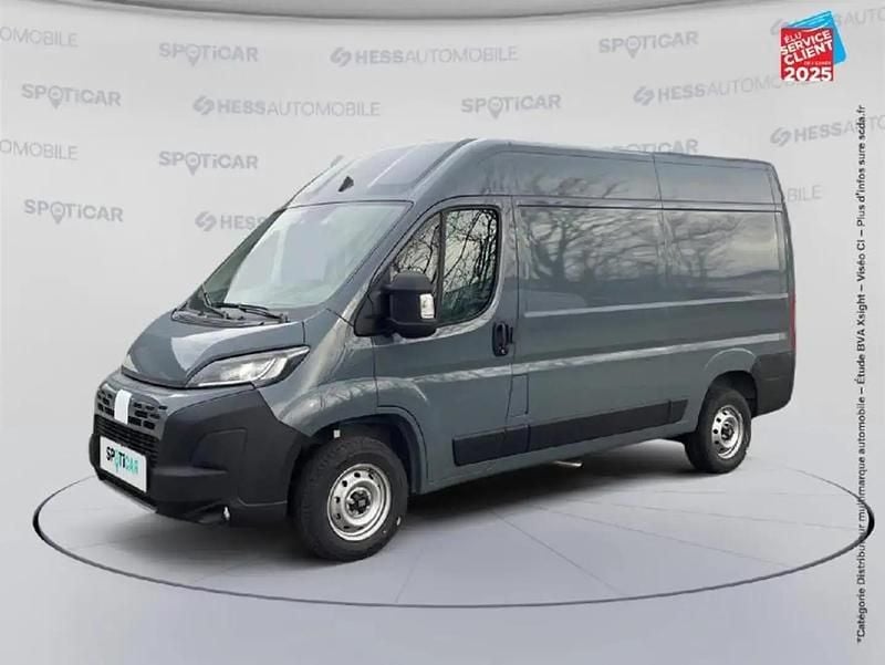 Gris Nouvelle 2025 Fiat Ducato Connect Van | 36 999 € (Bon prix) - Image 1/4