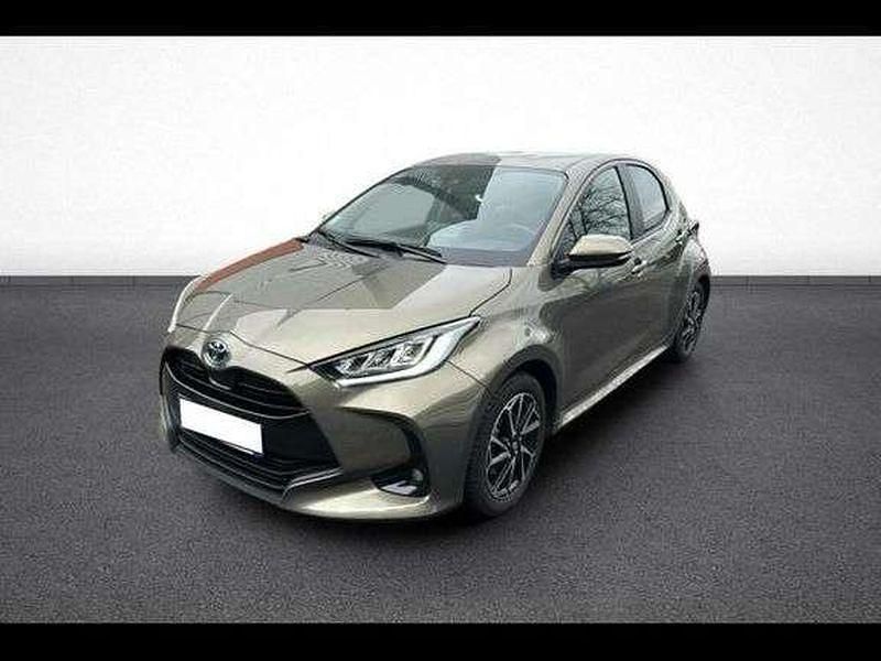 Utilisé 2024 Toyota Yaris Hybrid Design Berline | 20 690 € (Prix juste) - Image 1/1