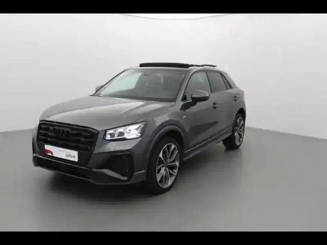 Gris daytona nacré Occasion 2025 Audi Q2 S-Line SUV | 40 990 € - Image 1/4