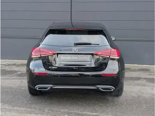 Occasion Mercedes A180 2022 Noir cosmos métallisé Berline