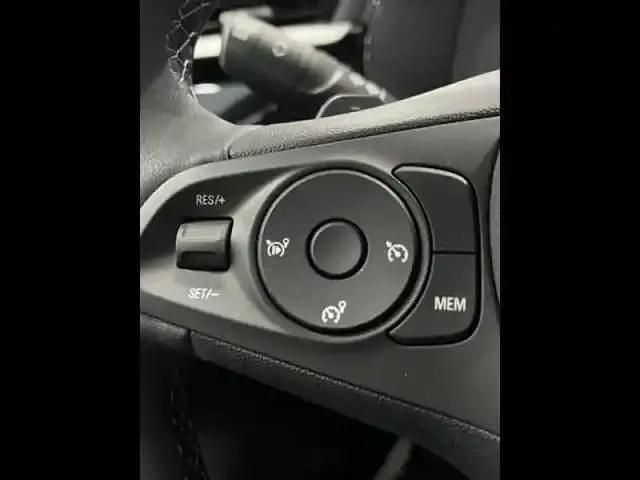 Nouvelle Opel Corsa GSe 2025 Blanc kontur métallisé Berline