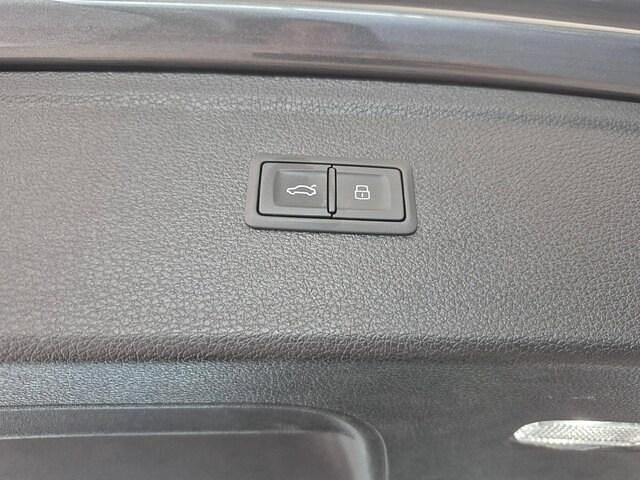 Image 4/4