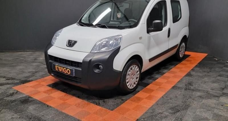 Blanc Utilisé 2018 Peugeot Bipper Premium Monospace | 7 490 € - Image 1/4