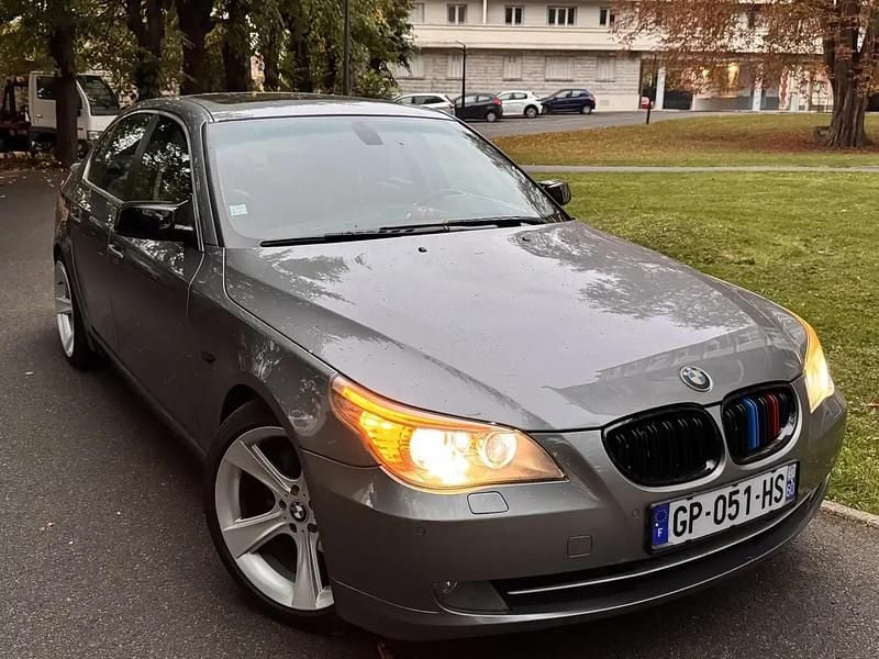 Utilisé 2009 BMW 525 Sport Line Berline | 12 500 € - Image 1/4
