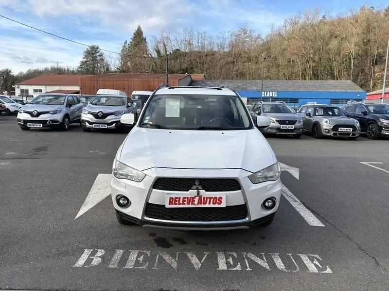 Blanc Occasion 2011 Mitsubishi Outlander Instyle SUV | 5 000 € - Image 1/4