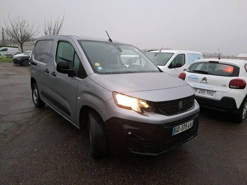Utilisé 2021 Peugeot Partner S Van | 16 390 € - Image 1/3