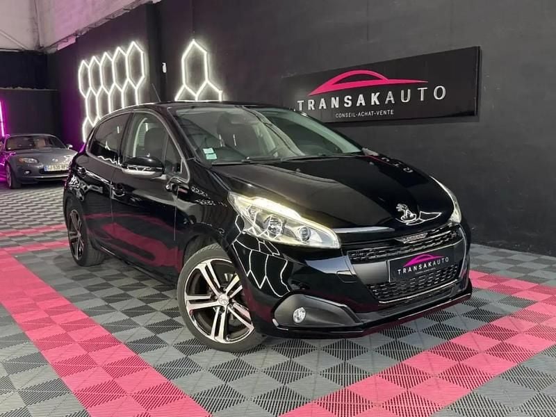 Noir Utilisé 2019 Peugeot 208 GT-line Citadine | 8 990 € (Super prix) - Image 1/4