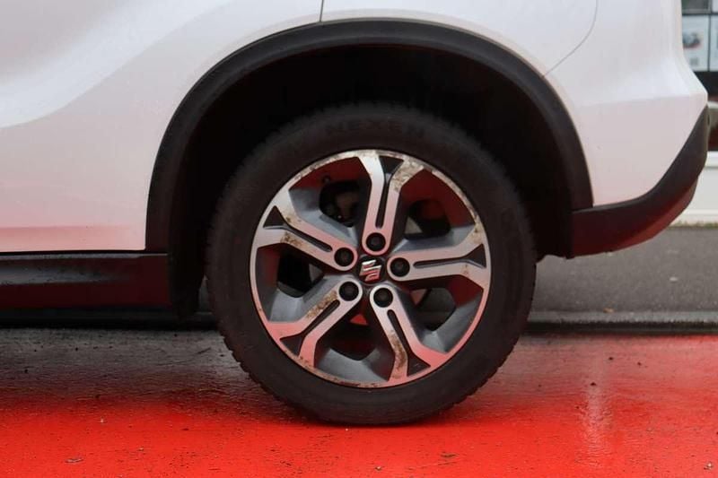 Occasion Suzuki Vitara 120 ch (88 kW) 2015 Blanc SUV