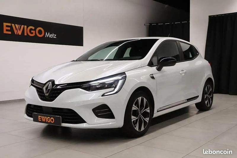 Blanc Utilisé 2021 Renault Clio V LIMITED Berline | 11 990 € (Bon prix) - Image 1/4