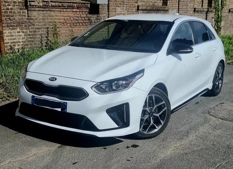 Utilisé 2019 Kia Ceed GT GT-Line Berline | 11 300 € (Prix juste) - Image 1/4