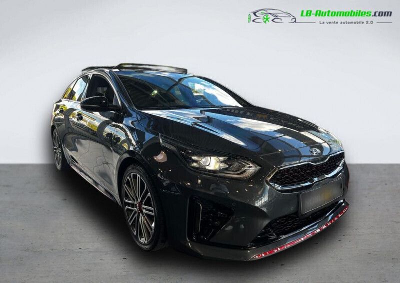 Utilisé 2019 Kia ProCeed 2 Citadine | 28 500 € (Prix juste) - Image 1/4