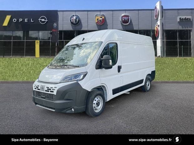 Blanc Nouvelle 2024 Fiat Ducato S Van | 34 490 € (Prix juste) - Image 1/4