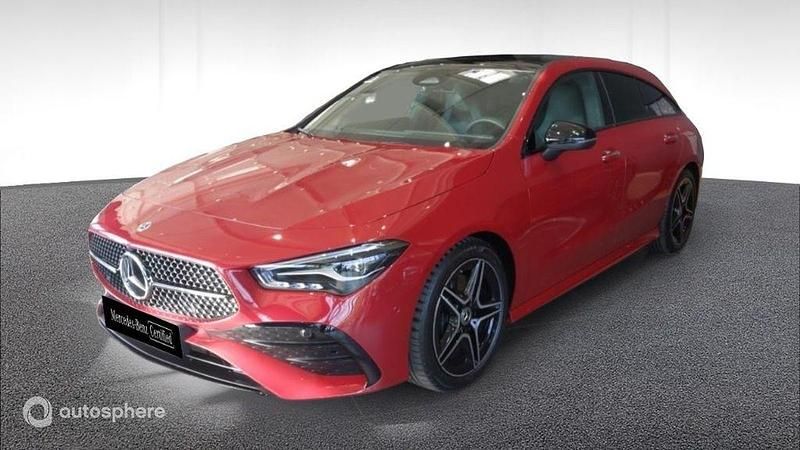 Rouge Nouvelle 2024 Mercedes CLA200 Shooting Brake AMG line Break | 40 990 € - Image 1/4