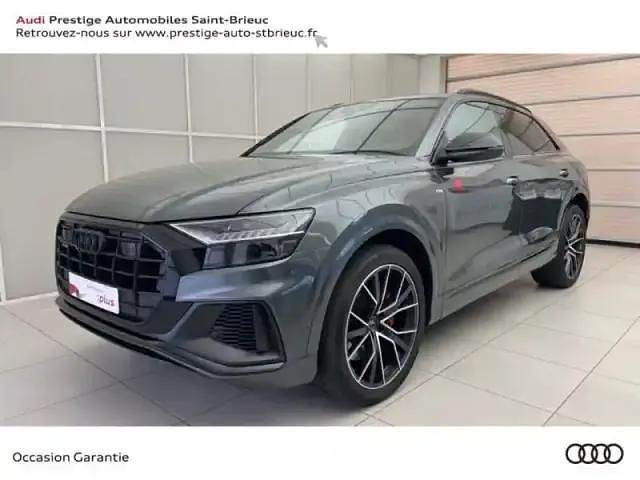 Gris Utilisé 2020 Audi Q8 S-Line SUV | 76 900 € - Image 1/4