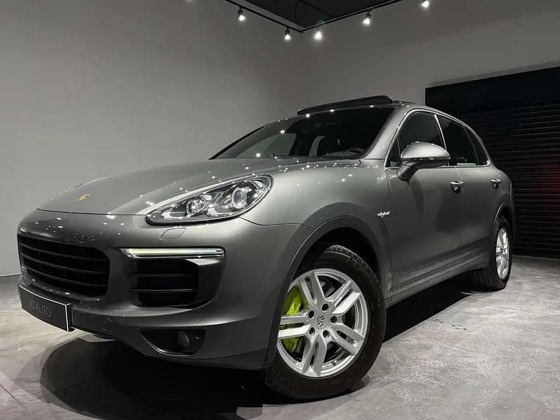 Gris Occasion 2015 Porsche Cayenne Sport SUV | 32 990 € (Prix juste) - Image 1/4