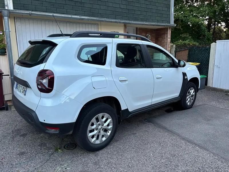 Utilisé 2022 Dacia Duster Essentiel SUV | 14 500 € (Bon prix) - Image 1/4