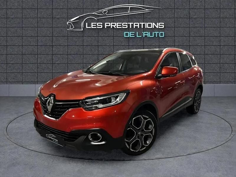 Rouge Utilisé 2016 Renault Kadjar Zen SUV | 13 990 € (Bon prix) - Image 1/4
