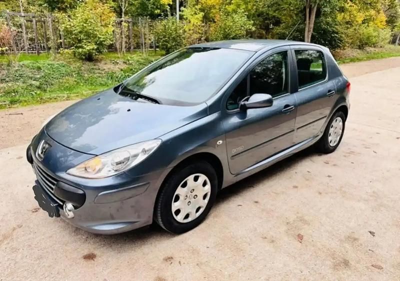 Occasion 2005 Peugeot 307 Sport Berline | 1 500 € (Bon prix) - Image 1/4