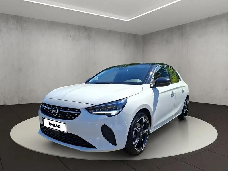 Blanc Utilisé 2022 Opel Corsa Elegance Berline | 17 950 € (Prix juste) - Image 1/4