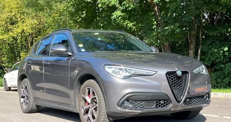 Utilisé 2018 Alfa Romeo Stelvio SUV | 21 990 € (Prix juste) - Image 1/4