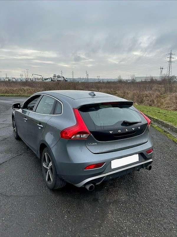 Occasion Volvo V40 R-Design 152 ch (111 kW) 2017 Gris Break