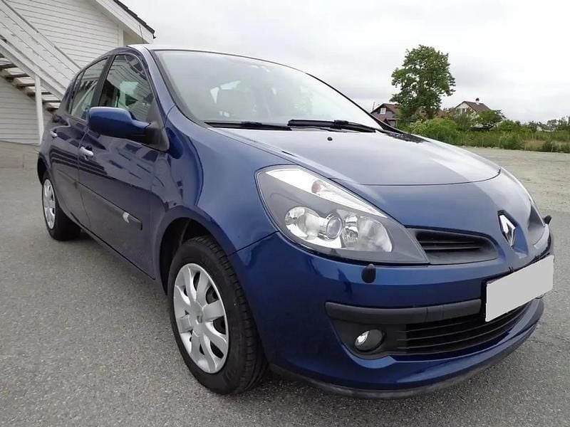 Occasion 2008 Renault Clio II Exception Berline | 1 000 € (Prix juste) - Image 1/4