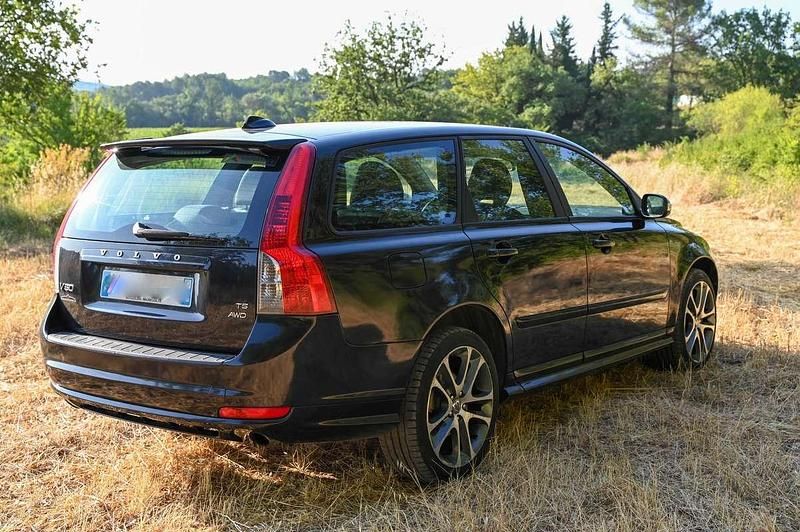 Occasion Volvo V50 R-Design 230 ch (169 kW) 2008 Noir Break