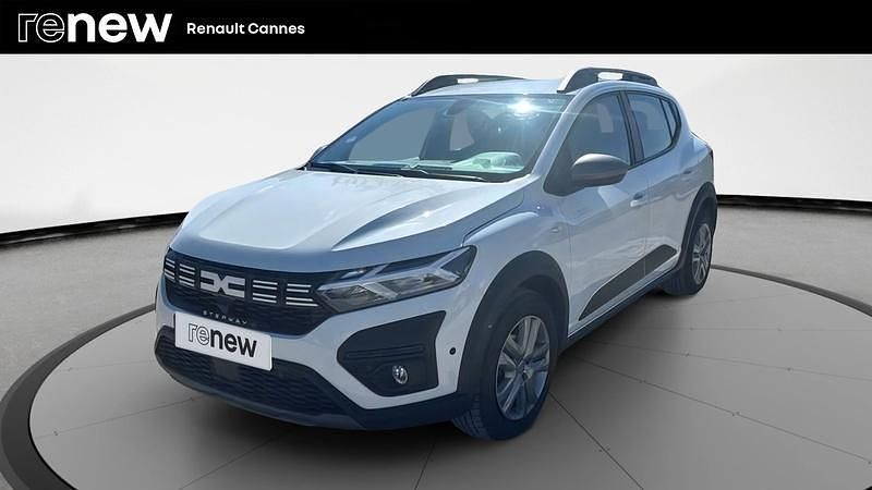 Blanc Utilisé 2023 Dacia Sandero Expression Citadine | 16 199 € (Prix juste) - Image 1/4