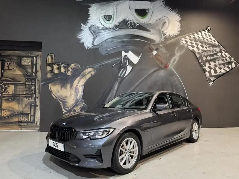 Gris Utilisé 2020 BMW 330e Berline | 27 990 € (Bon prix) - Image 1/4