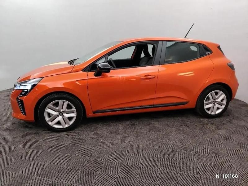 Occasion Renault Clio V Evolution 145 ch (106 kW) 2024 Orange Citadine