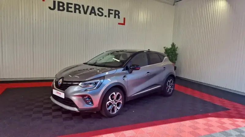 Utilisé 2022 Renault Captur Techno SUV | 17 790 € (Prix juste) - Image 1/4