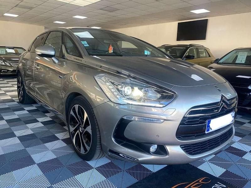 Occasion Citroën DS5 Sport Chic 163 ch (119 kW) 2013 Beige Citadine