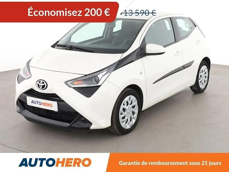 Blanc Utilisé 2019 Toyota Aygo X-play Citadine | 13 390 € (Prix juste) - Image 1/2
