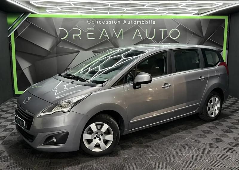 Gris Utilisé 2015 Peugeot 5008 Allure Monospace | 9 990 € (Bon prix) - Image 1/4