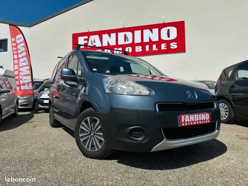Gris Utilisé 2012 Peugeot Partner Tepee Active Monospace | 8 490 € (Prix juste) - Image 1/4