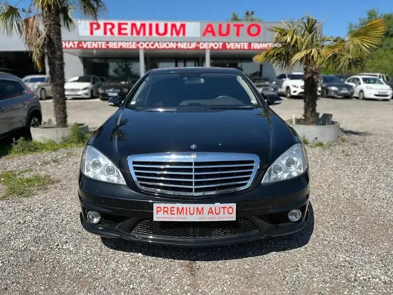 Noir Utilisé 2009 Mercedes CL63 AMG AMG Coupé | 32 000 € - Image 1/4