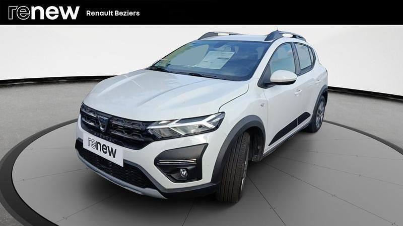 Blanc Utilisé 2022 Dacia Sandero Comfort Citadine | 13 990 € (Prix juste) - Image 1/4